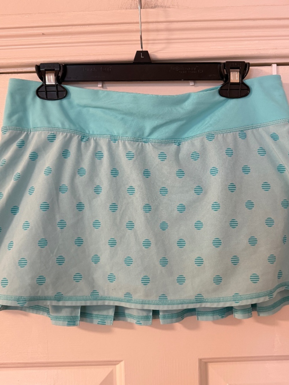 Lululemon Pace Setter Skirt Skort Women's Sz 8 Angel Blue Stripe Dot Pleated Run